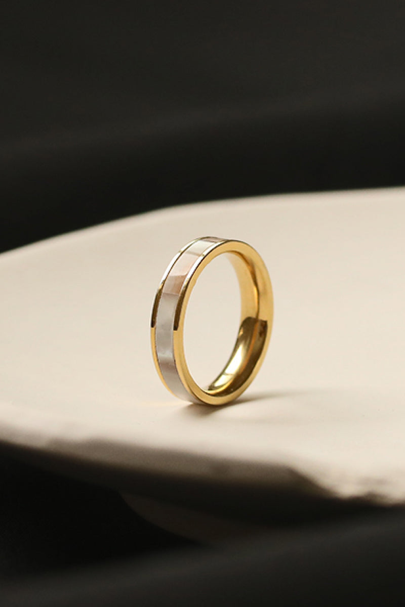 Shell Gold-Plated Ring